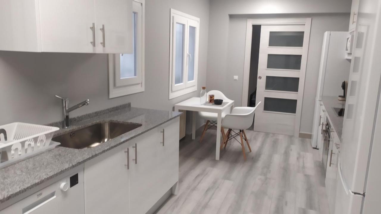 Mirrooms Oviedo Dış mekan fotoğraf