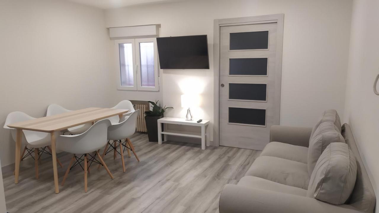 Mirrooms Oviedo Dış mekan fotoğraf