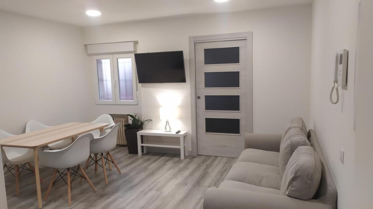 Mirrooms Oviedo Dış mekan fotoğraf